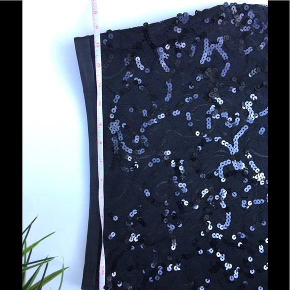 EXPRESS Black Midi Lace Sparkle Skirt - Picture 6 of 7